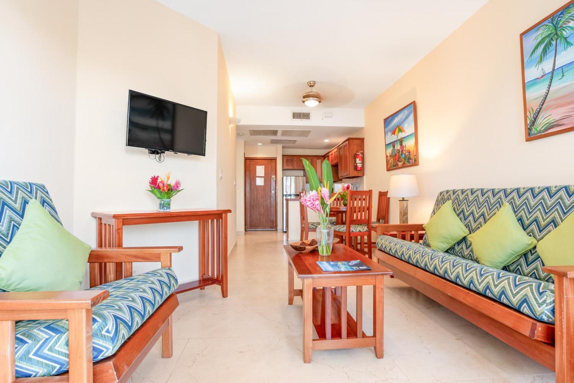 Sunbreeze Suites San Pedro  Esterno foto