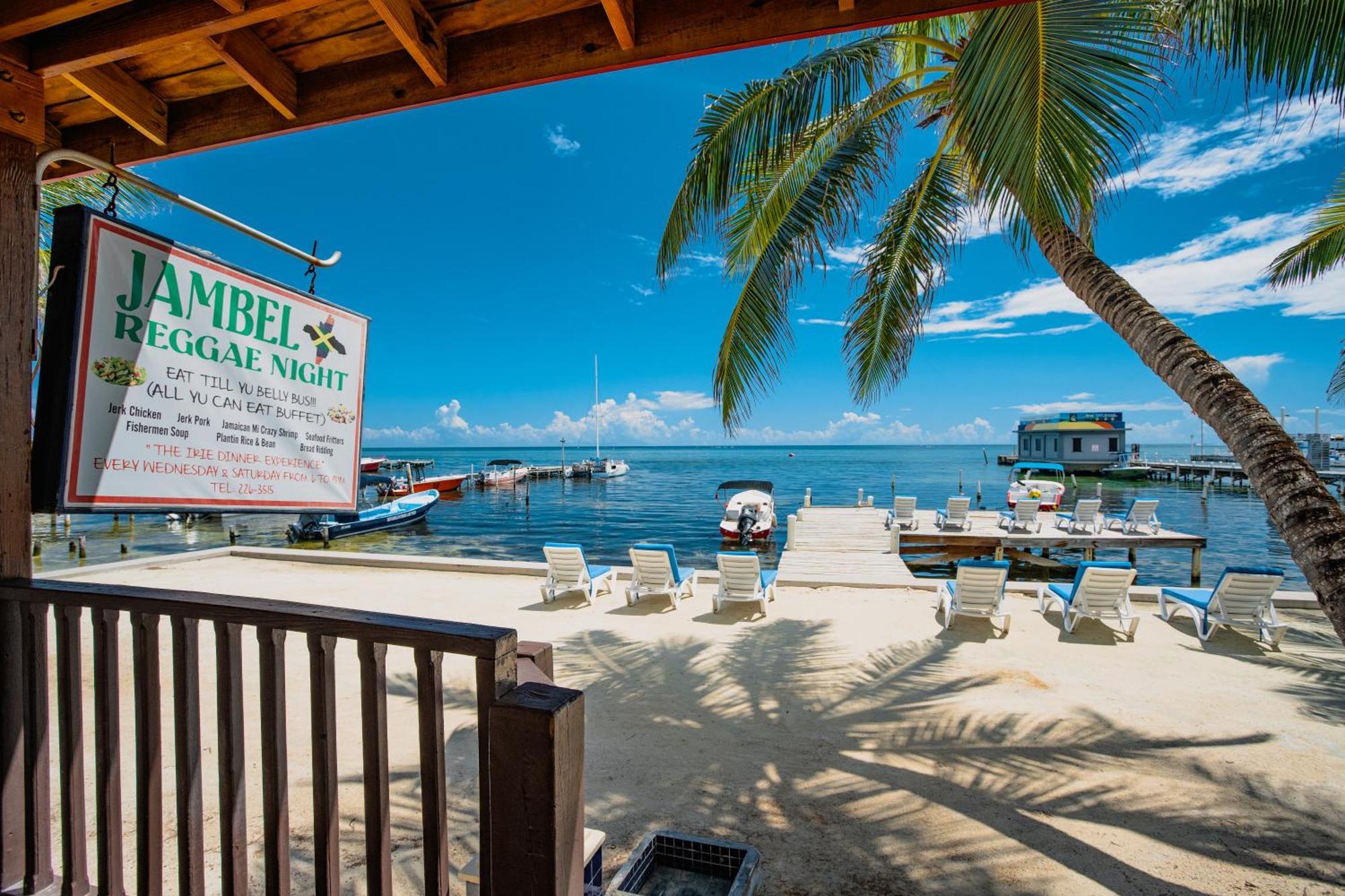 Sunbreeze Suites San Pedro  Esterno foto